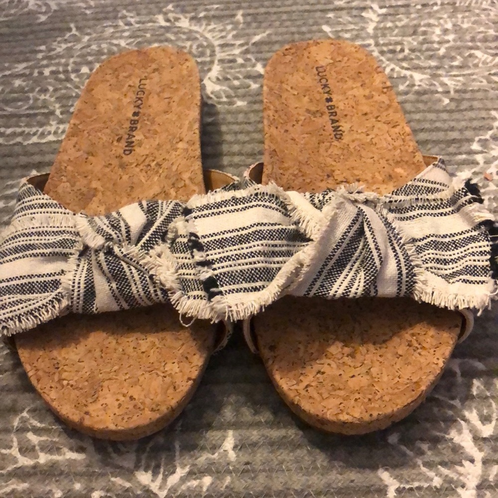 Lucky brand sandals